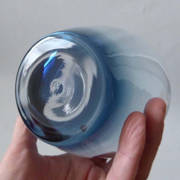 Vintage 1970s Caithness art glass bowl, Stroma 4023, twilight blue cased dish - Image 8