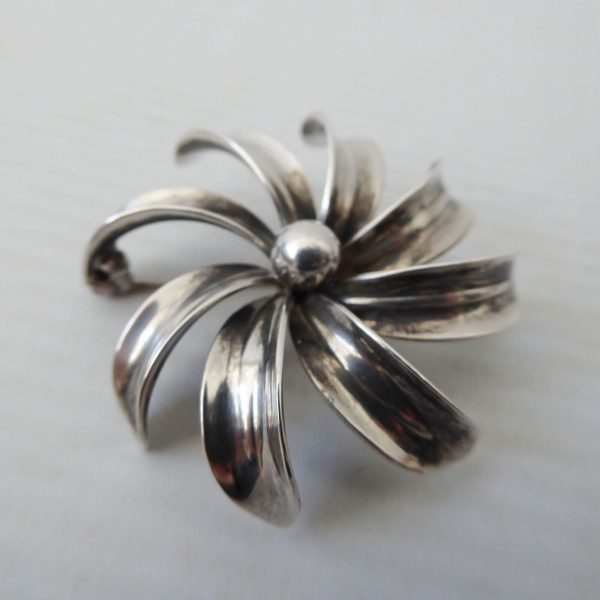 Vintage BM B.Munksgaard Danish sterling silver 925 flower brooch mid century 60s - Image 6