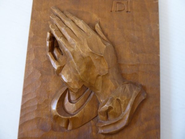 Vintage Bergmann wood carving Praying Hands, wall plaque. Oberammergauer Germany - Image 3