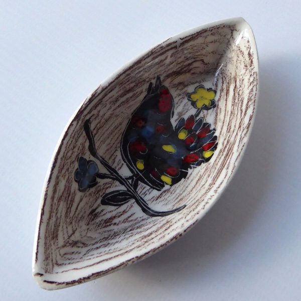 Vintage Italian pottery ceramic pin dish sgriffito black bird. Italy Florentine
