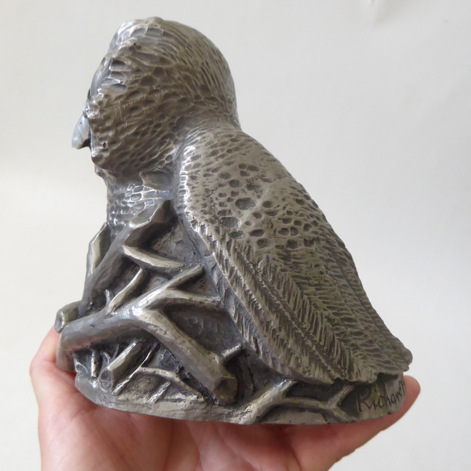 Vintage Richard Fisher pewter owl sculpture figure statue, 1.7kg Signed metal - Image 12