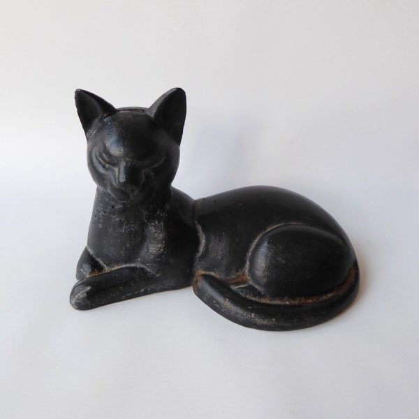 Vintage cast iron sleeping black cat door stop ornament, 1950s 1960s mid century