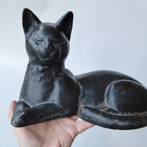 Vintage cast iron sleeping black cat door stop ornament, 1950s 1960s mid century - Image 9
