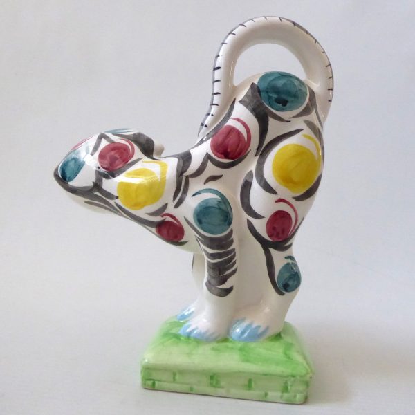Vintage scaredy cat, ceramic angry figurine. English vintage kitsch statue 1950s - Image 6