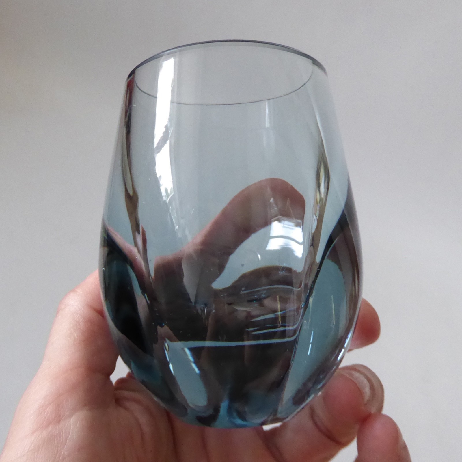Whitefriars 9392 Arctic Blue 4" lobed vintage art glass vase pot, 1960s vintage - Image 7