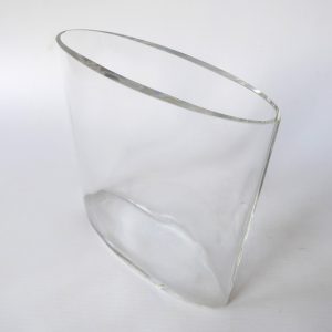iittala Ovalis 3036 vintage art glass vase by Tapio Wirkkala Finland. Oval clear